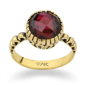 14K Gold Oval Garnet Solitaire Ring