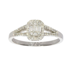 0.36 Carat F-VS1 Baguette Diamond Ring 18K Gold