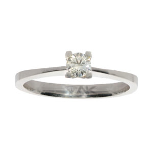 0.24 Carat F-G SI1 Solitaire Diamond Ring 18K Gold
