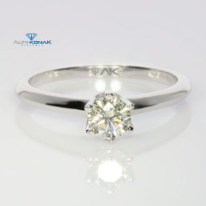 0.38 Carat L-VVS1 Solitaire Diamond Ring 18K Gold