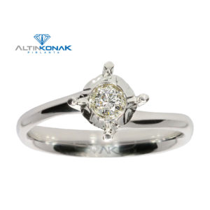 0.12 Carat G-VVS Solitaire Diamond Ring 18K Gold