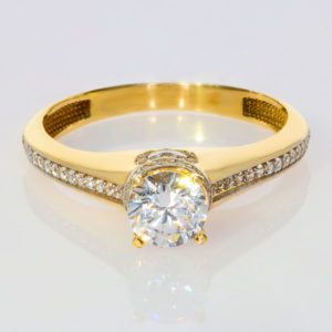 14 Karat Statement Solitaire Ring