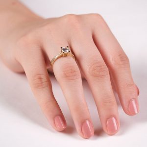 14K Gold Solitaire Ring with Swarovski Stones