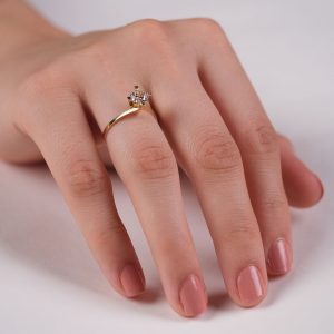 14K Gold Solitaire Ring with Swarovski Stones