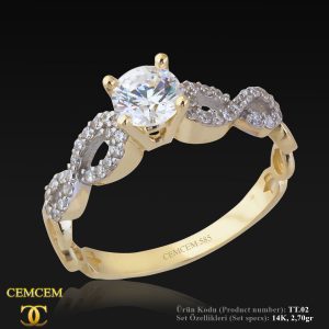 14K Gold Classic Solitaire Ring with Side Stones