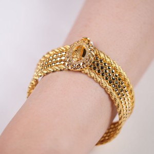 Tughra Patterned Cuff Gold Bracelet with Stones and Filigree 14 K