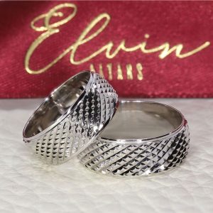8mm Çapraz Kalem İşlemeli Gümüş Alyans