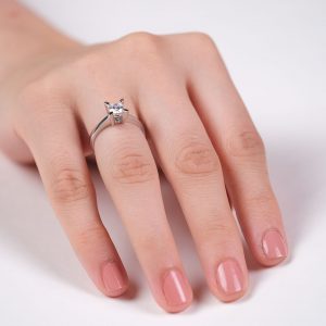 Classic Almond Prong Solitaire Gold Ring 14K