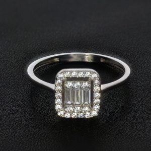 14K Gold Baguette Ring